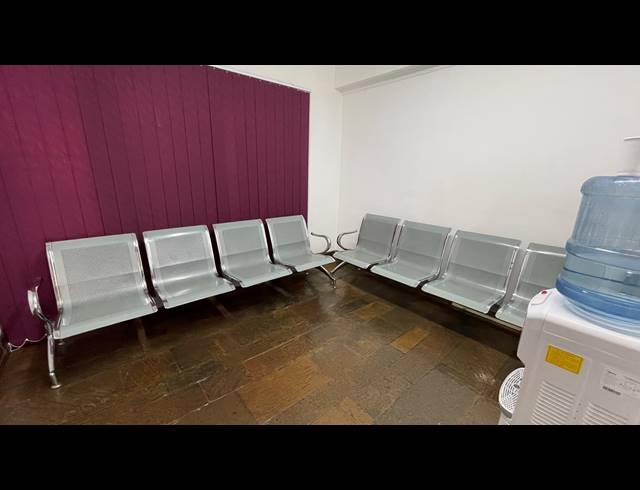 350M² MEDICAL SUITE FOR SALE IN SINOVILLE